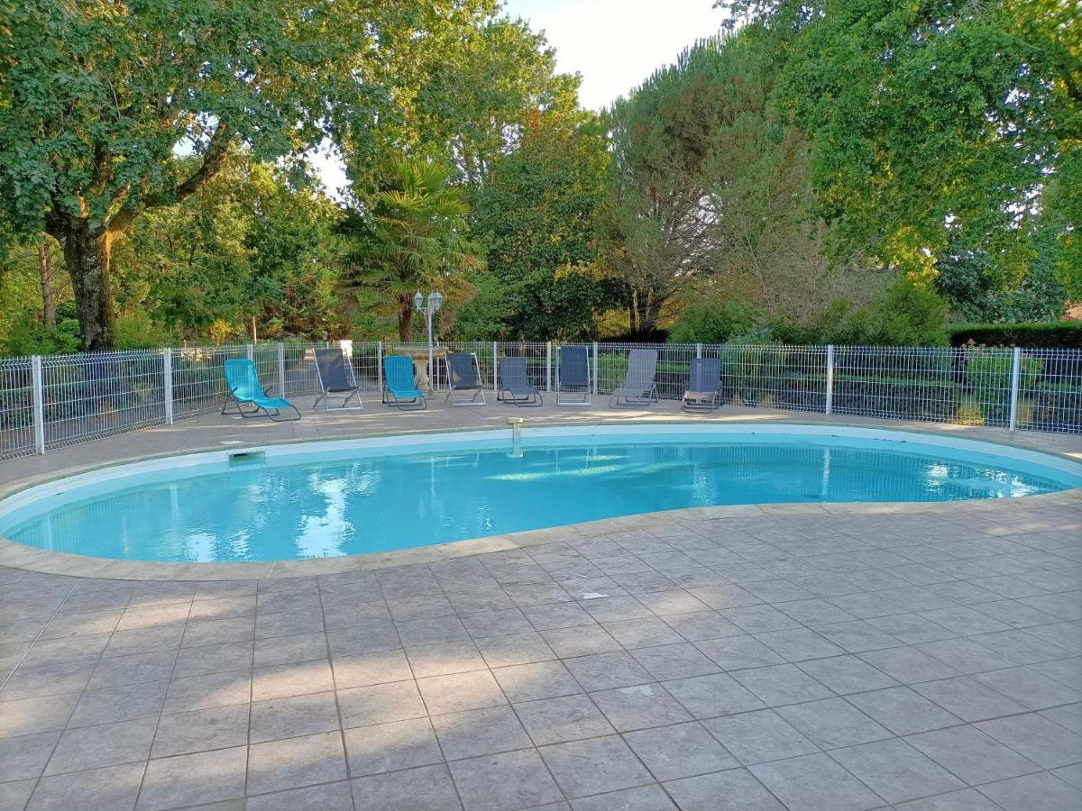 Villa 8 Personnes O Mes Anges Сен-Жульєн-ан-Борн Екстер'єр фото