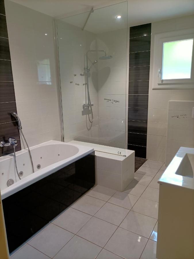 Villa 8 Personnes O Mes Anges Сен-Жульєн-ан-Борн Екстер'єр фото